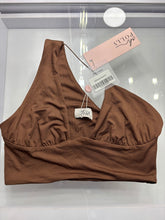 Cargar imagen en el visor de la galería, Brown Crop Top
